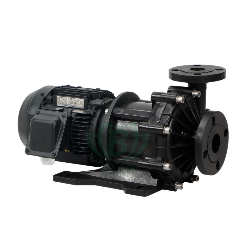 Miniature plastic magnetic pump